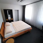 Hotel Pilotenunterkunft Fliegerhorst *