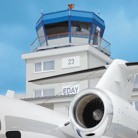 Hotell Pilotenunterkunft Fliegerhorst