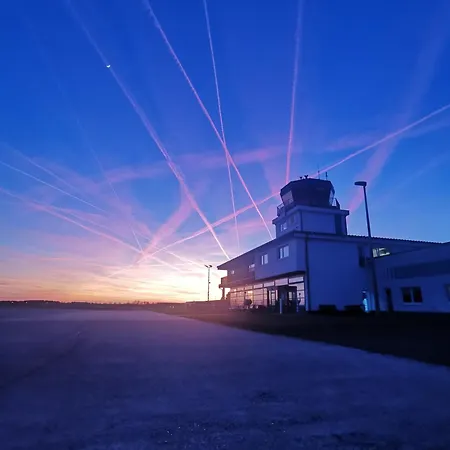 Отель Pilotenunterkunft Fliegerhorst *