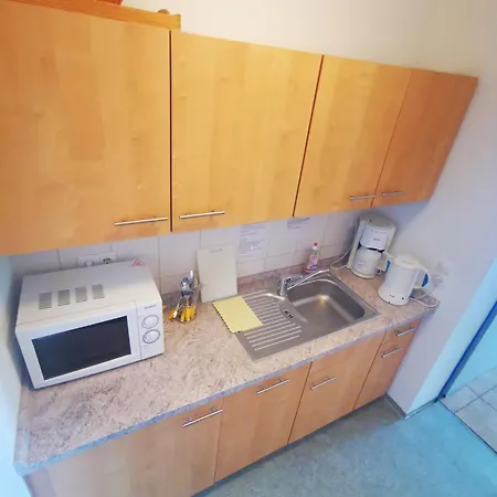 Отель Pilotenunterkunft Fliegerhorst