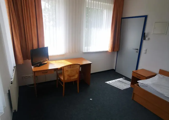 Hotell Pilotenunterkunft Fliegerhorst Strausberg