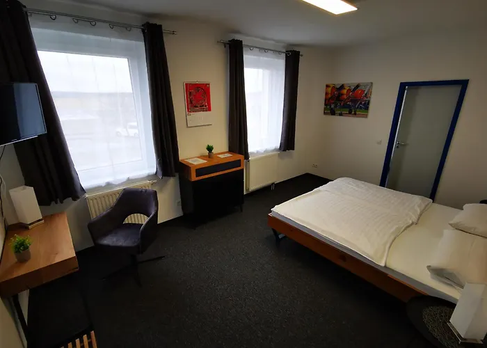 Pilotenunterkunft Fliegerhorst Hotell *